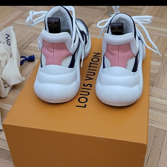 Louis Vuitton LV archlight sneakers - Picture 2 of 10